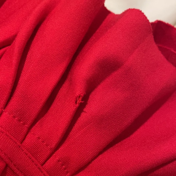 UO Accordian Off-The-Shoulder Sleeved Romper - Picture 4 of 4